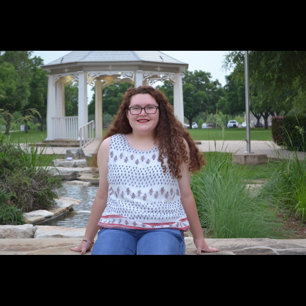 Meet your Posher, Rebecca